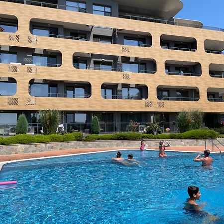 Nobile Apartment - Coral Residence Complex With Parking & Pool Várna Kültér fotó