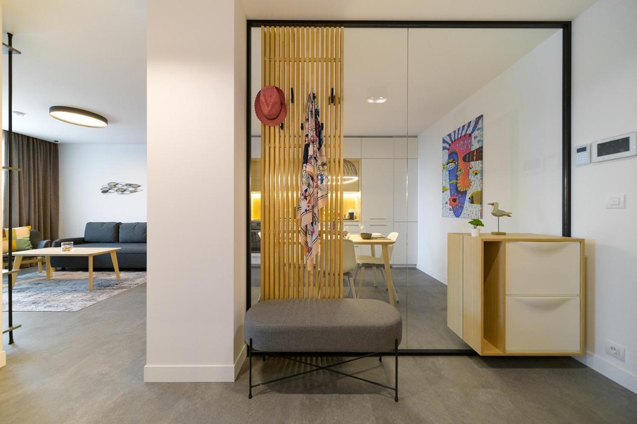 Nobile Apartment - Coral Residence Complex With Parking & Pool Várna Kültér fotó